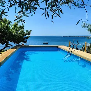 https://villa-degli-ulivi-taormina.taorminaitalyhotels.com