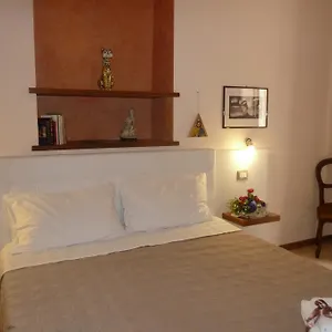 https://casa-vico-romano-2.taorminaitalyhotels.com